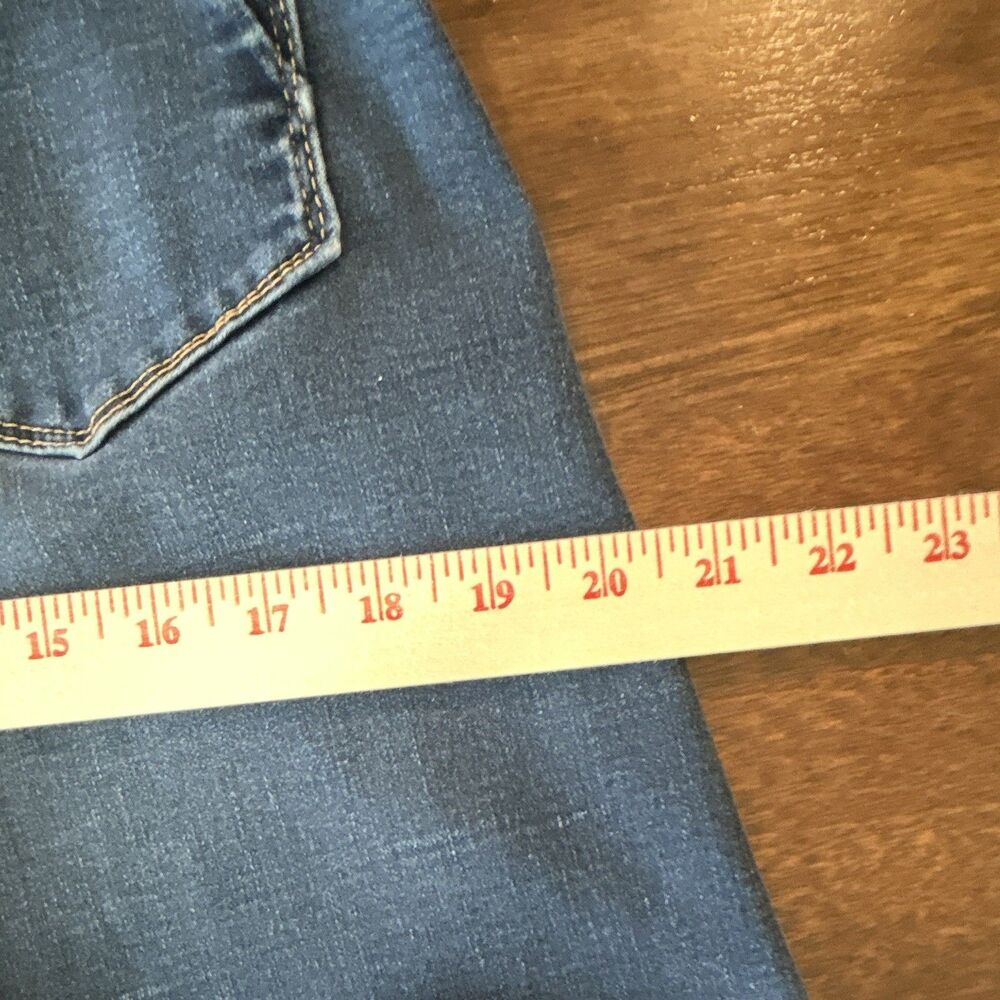 Vintage American Women's Skinny JeansBlue Mid Rise 5-Pocket MedWash Denim 14/32 - Picture 15 of 16